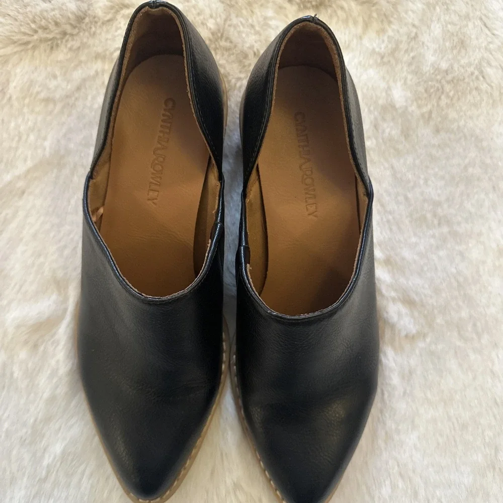 Cynthia Rowley Eddie Shoe Bootie‎ Black Pointed Toe size 8,5